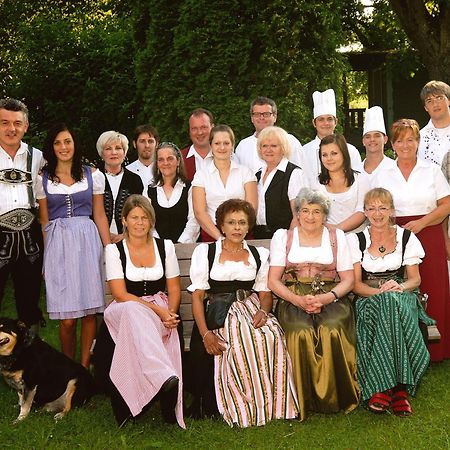 Gasthof Zum Ott Staudach-Egerndach Exteriör bild